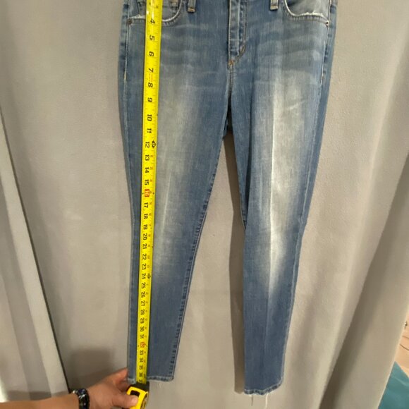 Joe’s Jeans Skinny Ankle Jeans Size 26 Raw Hem Light Wash Stretch - Picture 4 of 8